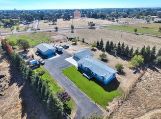 12514 Peach Ln, Wilton, CA 95693