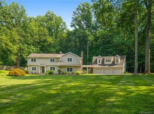 2 Sophia Dr, Ridgefield, CT 06877