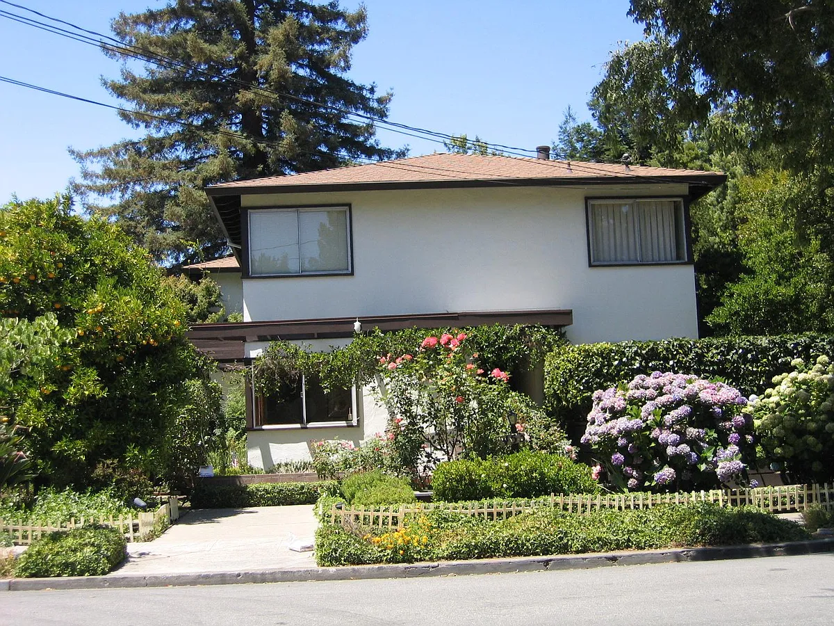 Building Photo - 453 Hawthorne Ave #D
