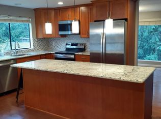 16442 SE 42nd Pl, Bellevue, WA 98006