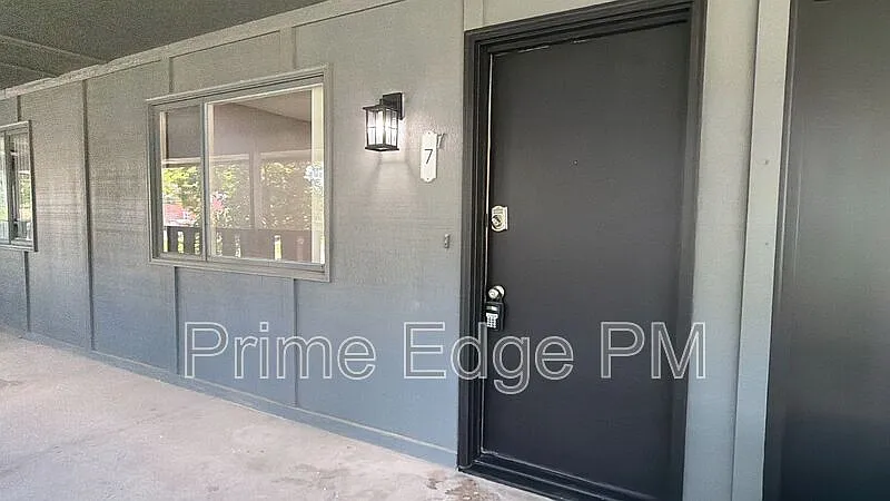 1 bed, 1.0 bath, 608 sqft, $875 — Photo 3