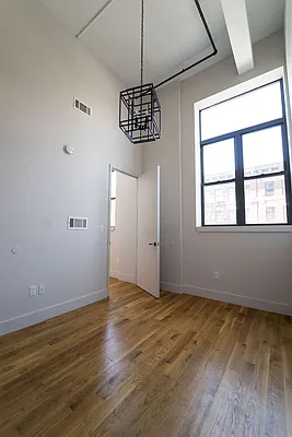 Rented by Manhattan Management LLC | media 5