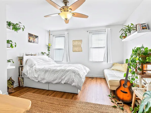 1623 Edgley St, Philadelphia, PA 19121