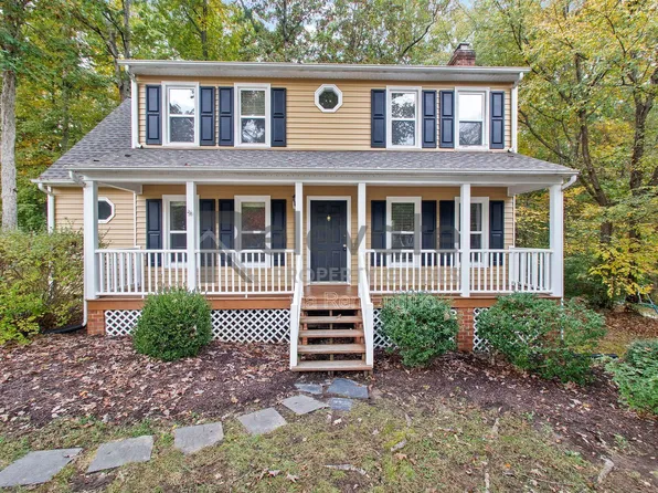7516 Flag Tail Dr, Midlothian, VA 23112