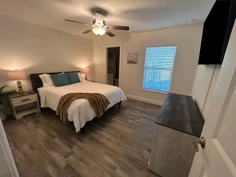 2122 NE 7th Ave #4BEDS — Photo 7