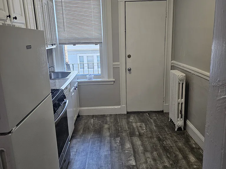 91 Nichols St #1 — Photo 14