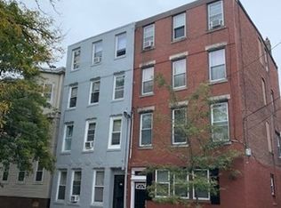 138 Webster St APT 2, Boston, MA 02128
