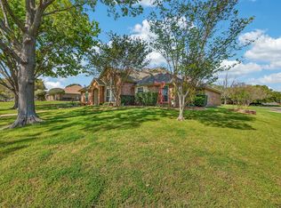 301 Raintree Dr, Highland Village, TX 75077