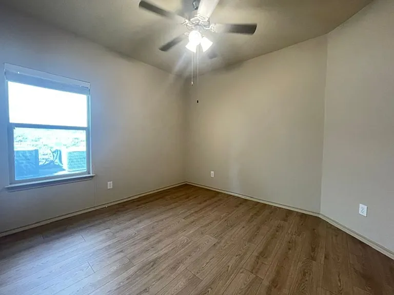 4605 Hidden Meadows Trl — Photo 18