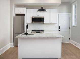 1733 Pine St APT 2R, Philadelphia, PA 19103