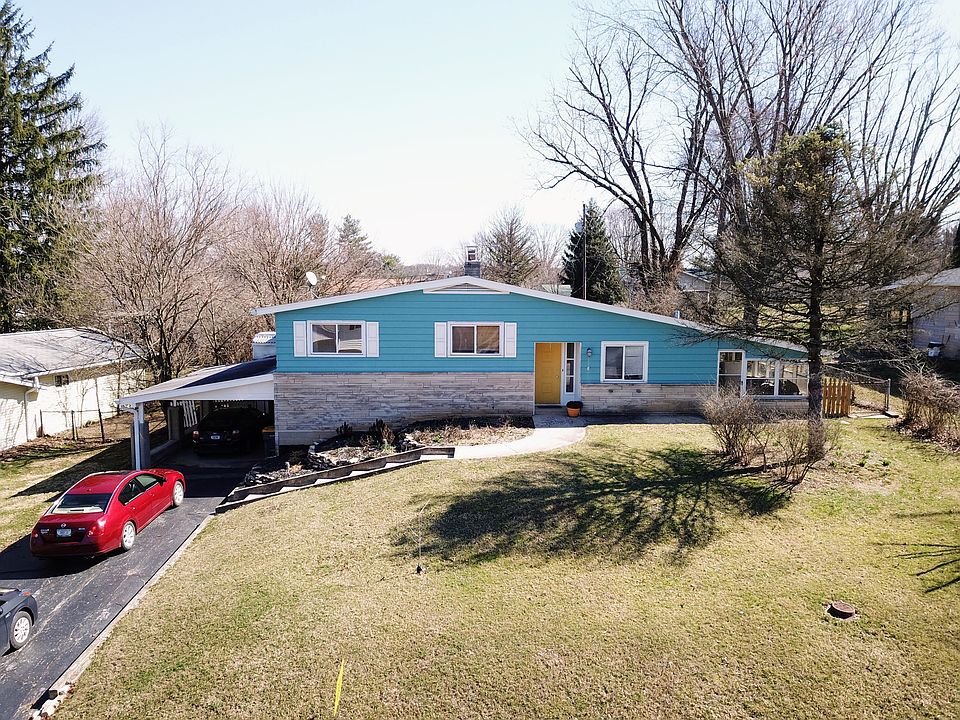 1st image of 2532 N Skyline Dr