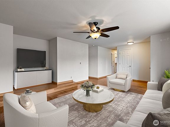 5th image of 17916 40th Avenue E