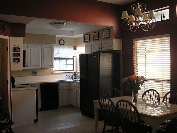 kitchen/dining