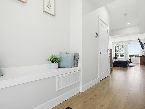 4th image of 34008 Barker Ct