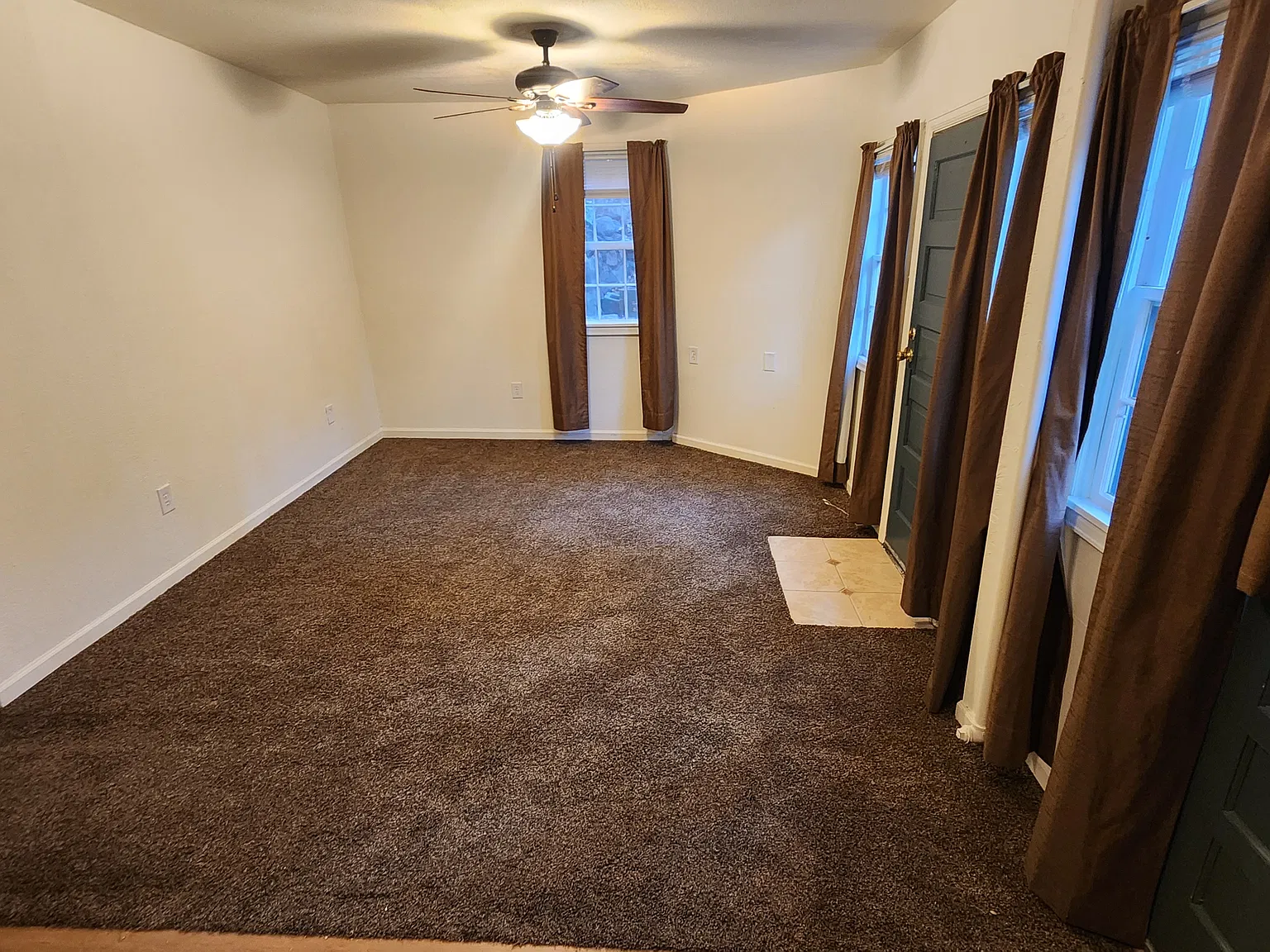 5 Minnehaha Ave — Photo 3