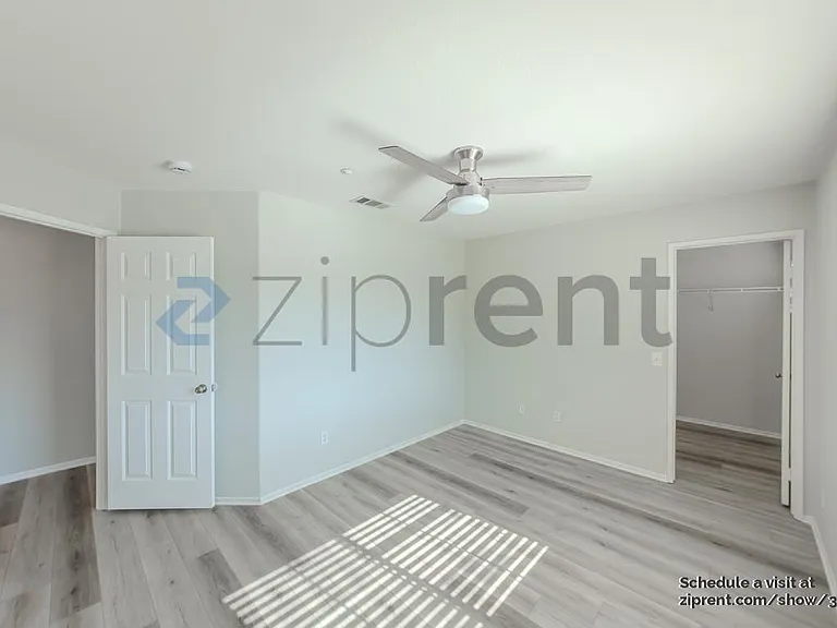 11113 Sassafras Ct — Photo 29