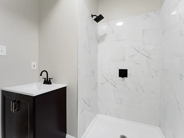 1517 W Westmoreland St #1 — Photo 11