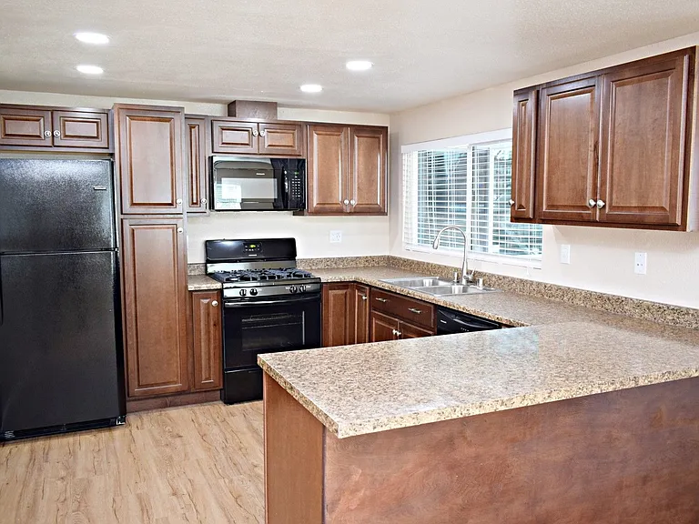 2BR, 1BA Apartment Unit - Open Floor Plan, No Carpet , Double Pane Windows, and 1 Assigned Parkin... — Photo 1