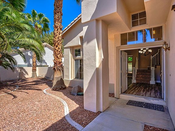 2nd image of 278 El Camino Verde St