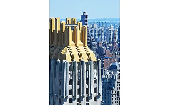 Rented by Douglas Elliman | media 7