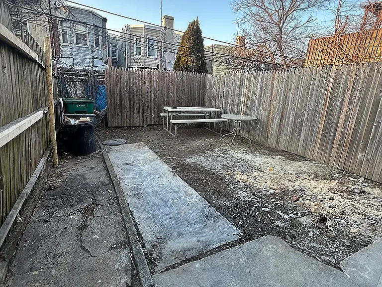 2810 Frankford Ave — Photo 28