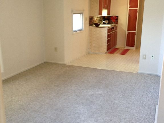 2nd image of 116 Woodward Ave APT 4