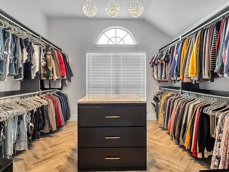 1410 Majestic Meadows Dr — Photo 23
