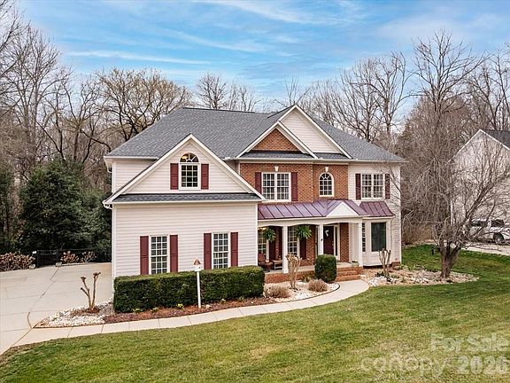 2nd image of 5803 Silver Creek Dr