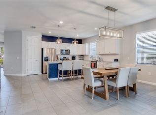 16000 Palmetto Prairie Dr, Alva, FL 33920