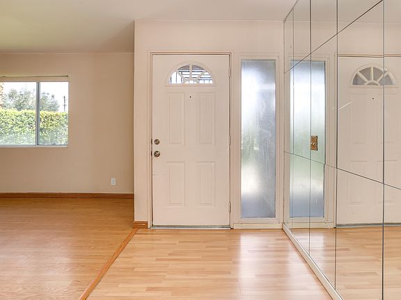 5th image of 2535 N Cardillo Ave