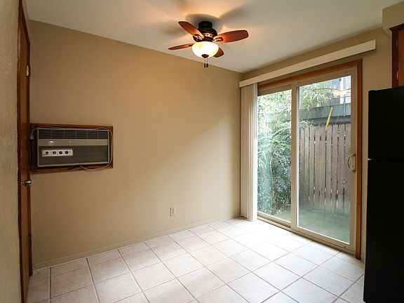 5th image of 2222 Willamette St #2222WILL-6