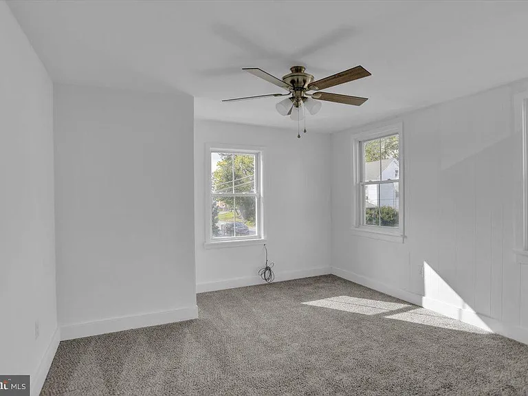 3208 Main St #1 — Photo 22