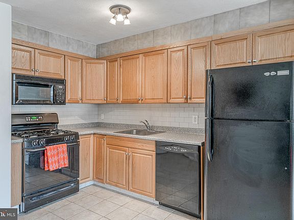 4th image of 2401 Pennsylvania Ave APT 2C51