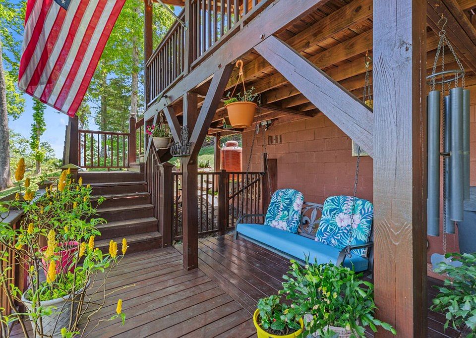 37th image of 1055 Carolina Fox Cir