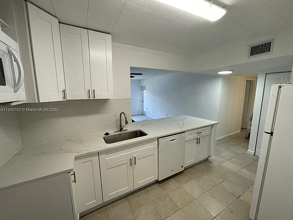 2nd image of 4344 NW 9th Ave #9-3