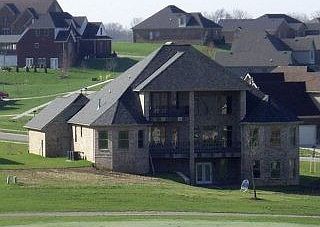 2nd image of 172 Gleneagles Blvd