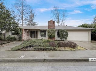 6596 Meadowridge Dr, Santa Rosa, CA 95409