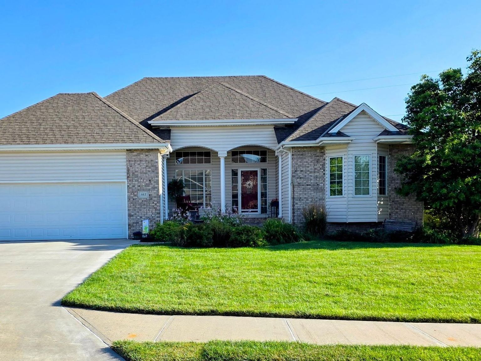 165 Eagle View Dr — Iron Horse Golf Club