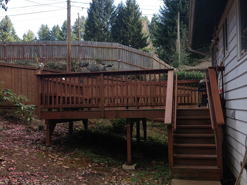 2nd image of 336 NE 178th St