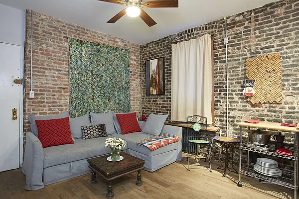 Sold by Compass | media 7