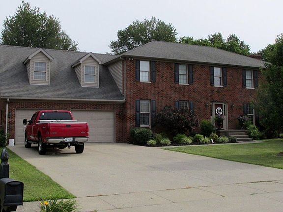 2nd image of 941 E Count Fleet Cir