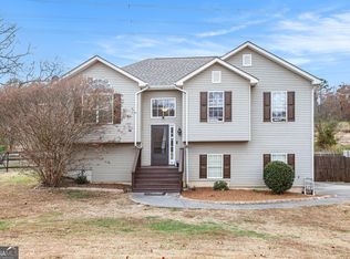 258 Hunters Xing SE, Calhoun, GA 30701