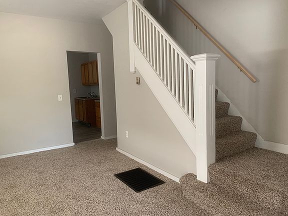 4th image of 41-43 Little St #41