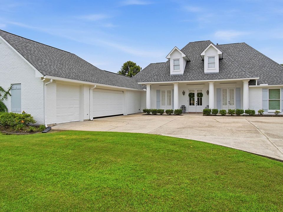 1st image of 17628 Lake Vista Dr