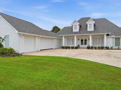 17628 Lake Vista Dr, Greenwell Springs, LA, 70739