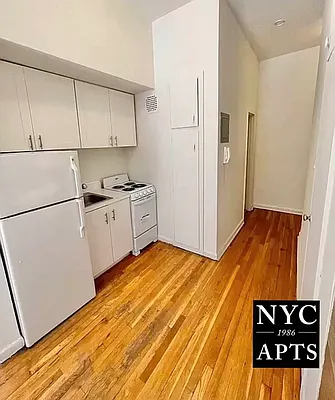 Rented by New York City Apartments | media 8