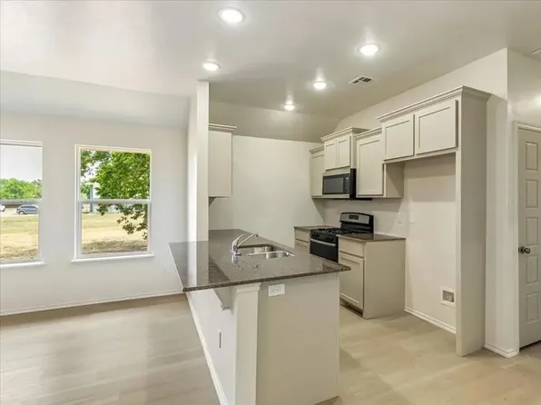 1418 SW Texas Ave #1, Lawton, OK 73501