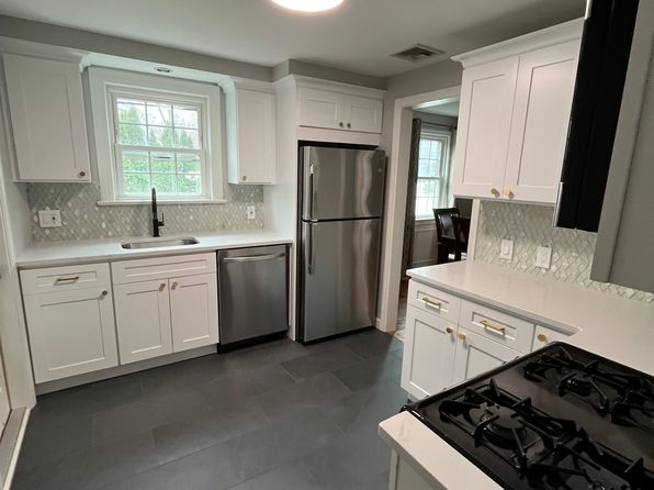 167 Cedar Ave, Hackensack, NJ 07601