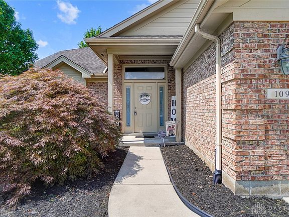 3rd image of 109 Margarets Run Ct