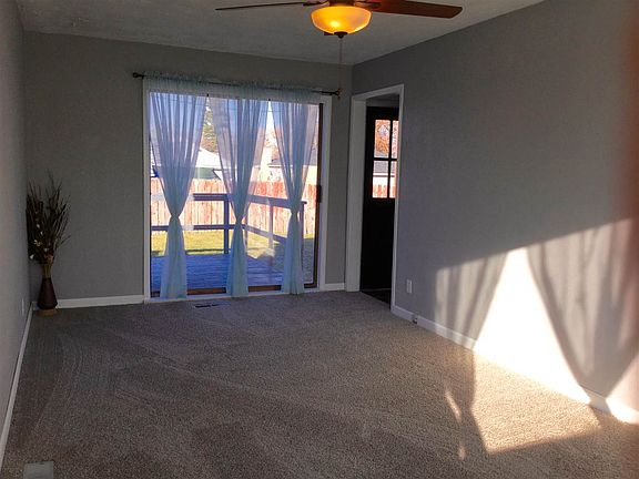 5th image of 1223 E Rockwell Ave